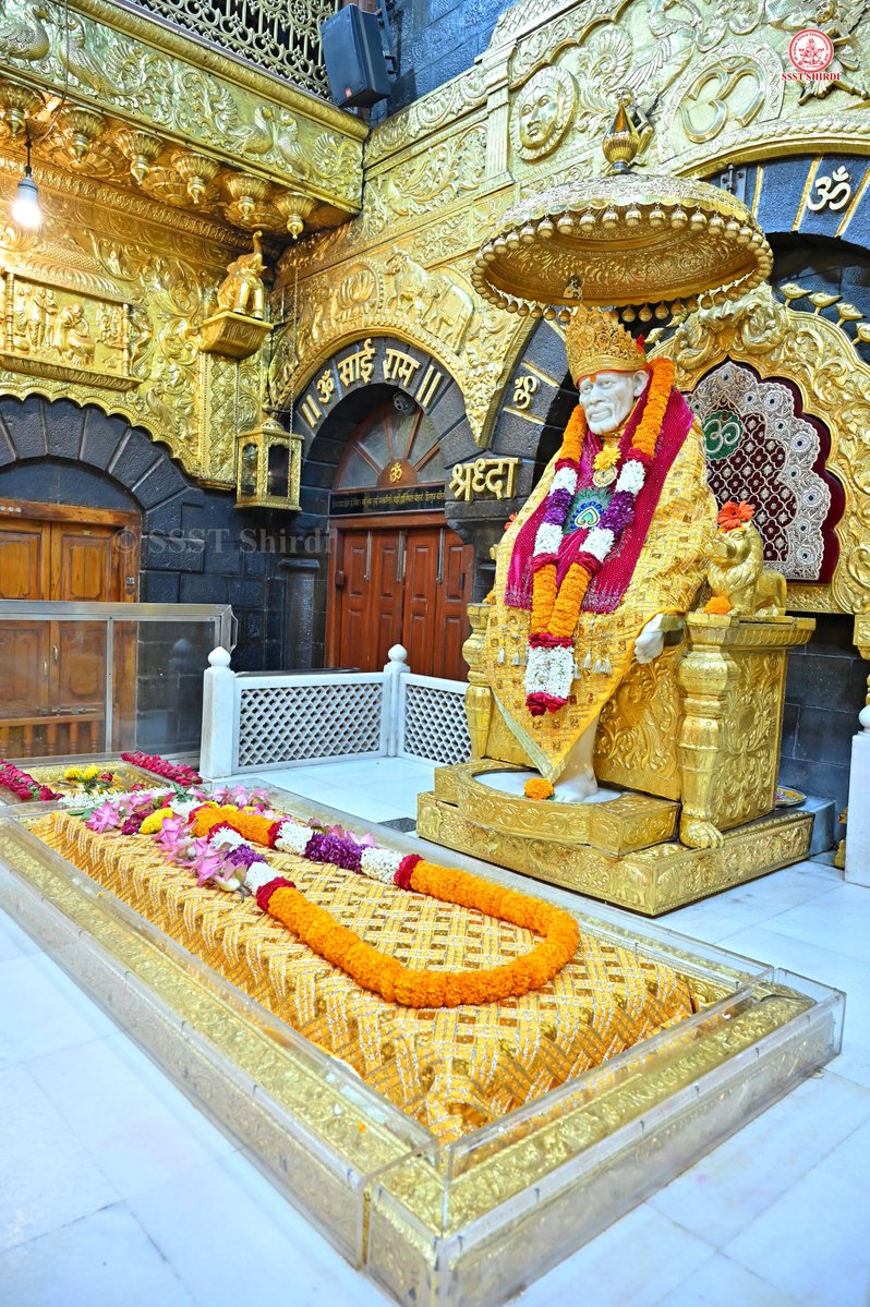 SSSTShirdi's tweet photo. *!! ॐ साई र��म !!*
*श्री साईबाबा संस्थान विश्वस्त व्यवस्था,शिर्डी*
*!! ॐ Sai Ram !!*
*Shri Saibaba Sansthan Trust, Shirdi*
≈≈≈≈≈≈≈≈≈≈≈≈≈≈≈≈≈ 
*आरती :-शिर्डी माझे पंढरपुर*
*मंगळवार ०१ सप्टेंबर २०२६*  
*Aarti :-Shirdi Majhe Pandharpur*
*Tuesday 01 September 2026* https://t.co/NbgWn1ynHe