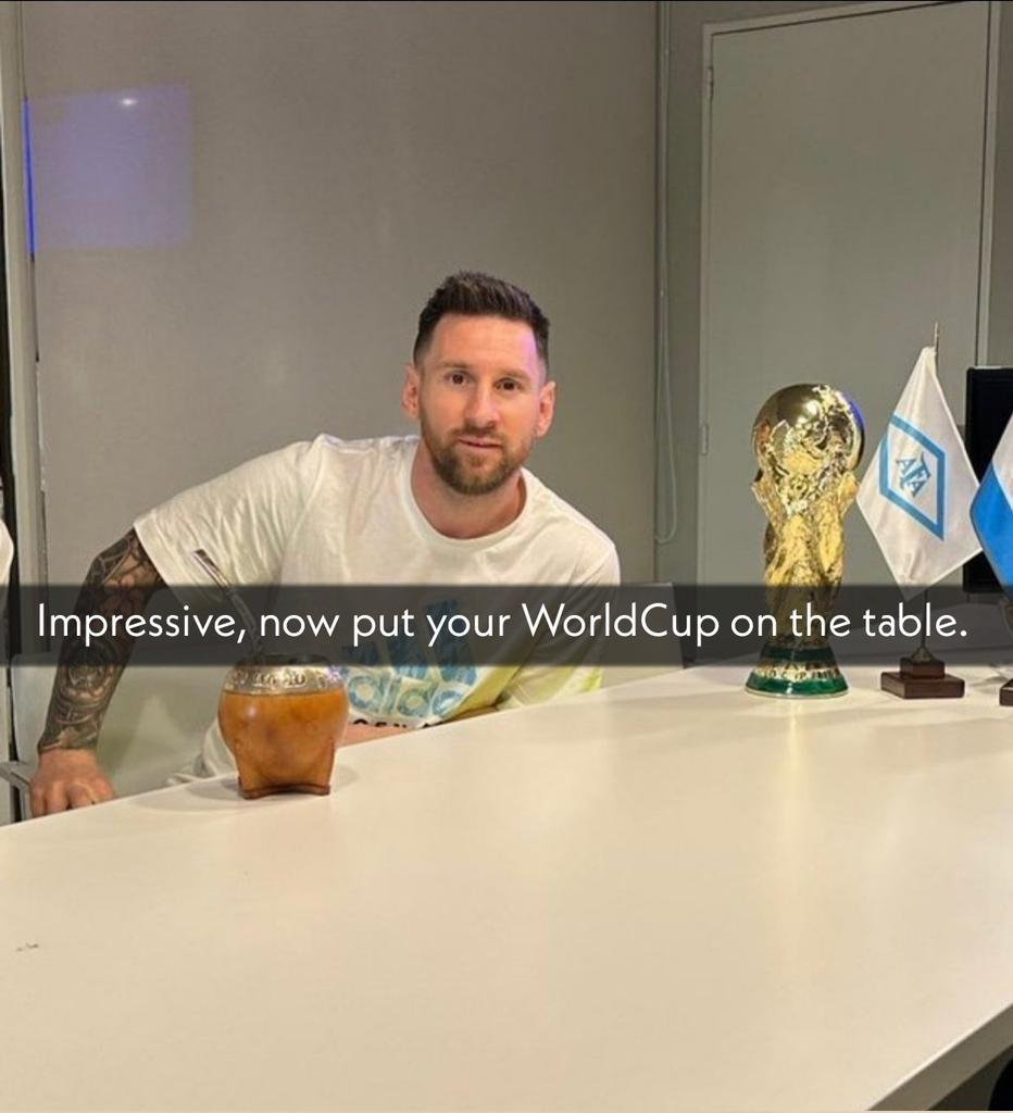 xYAPA19's tweet photo. @Bonmatimessi Put for table https://t.co/LbmKNmy1nq