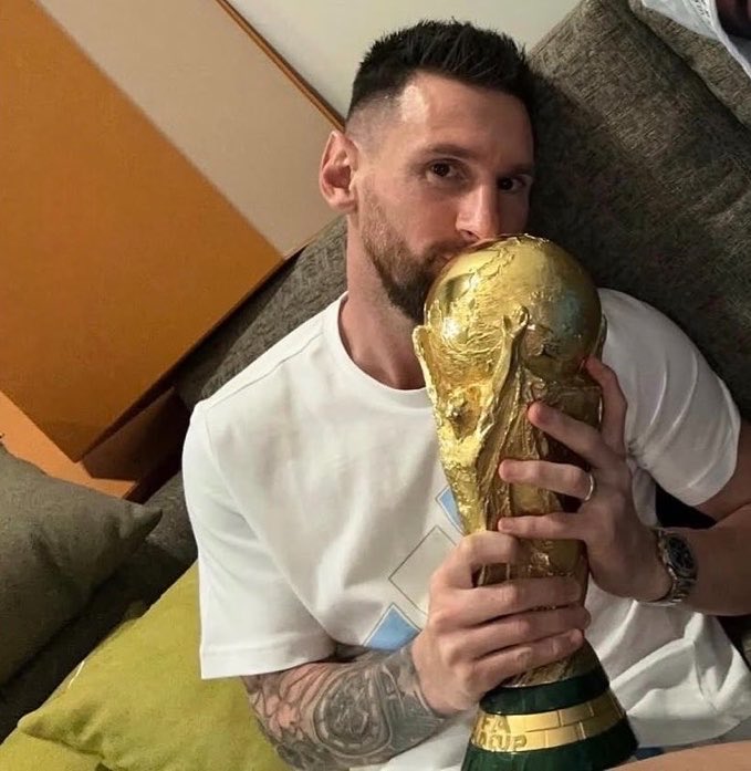 sozirv's tweet photo. Unseen pics being posted by Argentina players https://t.co/l9q8I9wQBH