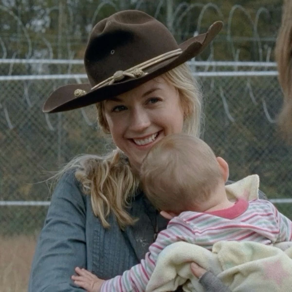 carbine788's tweet photo. wear the hat = get shot https://t.co/1sUhYDfXe6