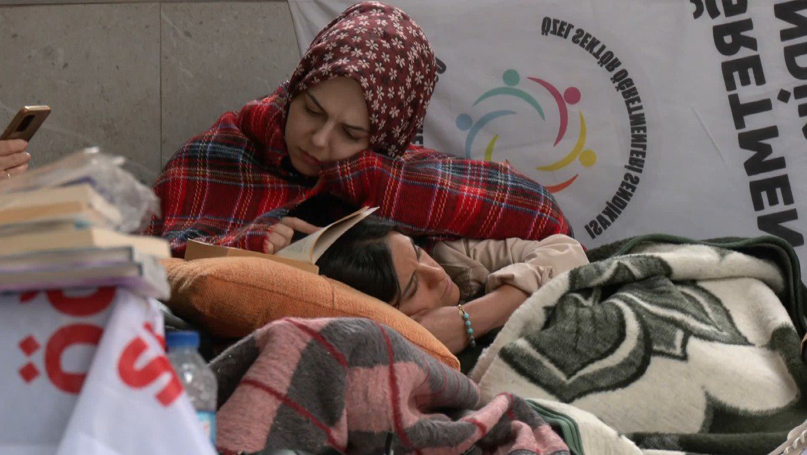 ogretmensendika's tweet photo. Özel Sektör Öğretmenleri Sendikası, tüm eğitim emekçilerinin sendikasıdır! https://t.co/piM8AoURzI