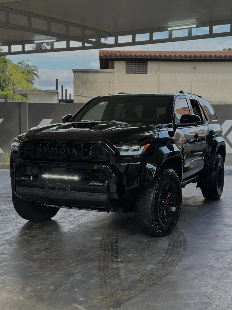 nocarcontext's tweet photo. Toyota 4Runner TRD Pro 🖤🖤 https://t.co/lG59AGz4Ek