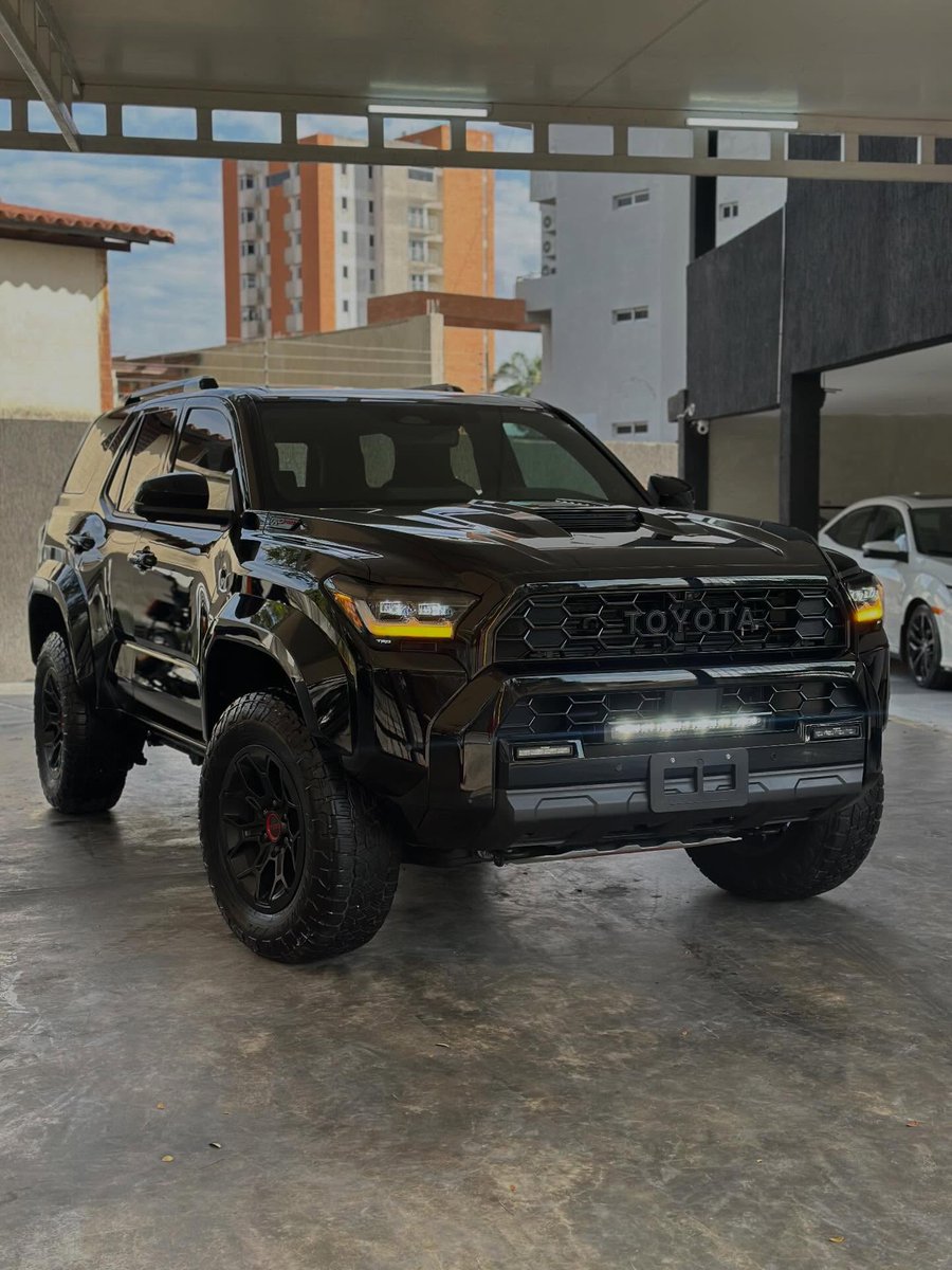 nocarcontext's tweet photo. Toyota 4Runner TRD Pro 🖤🖤 https://t.co/lG59AGz4Ek
