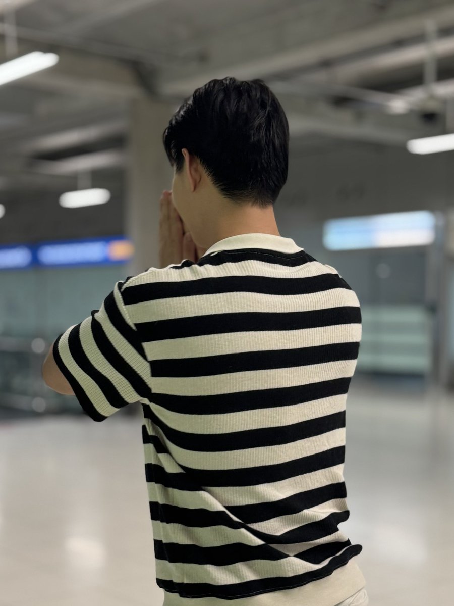 LKS4EVR's tweet photo. กลับดีๆค้าบ ฝันดีแจ้ม #Saint_sup https://t.co/sHkWQlFRGq