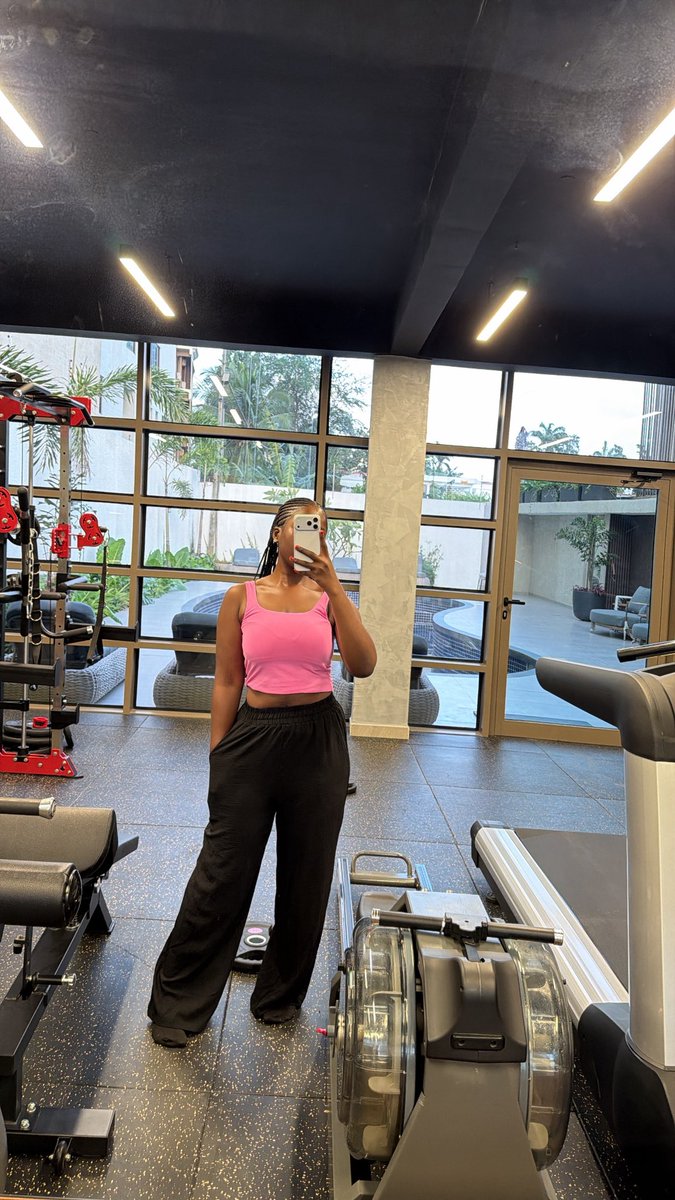 JKpenge's tweet photo. Flat stomach August 
All thanks to Wellness with Jenny🙂‍↕️✨ https://t.co/W5GDfifaIg
