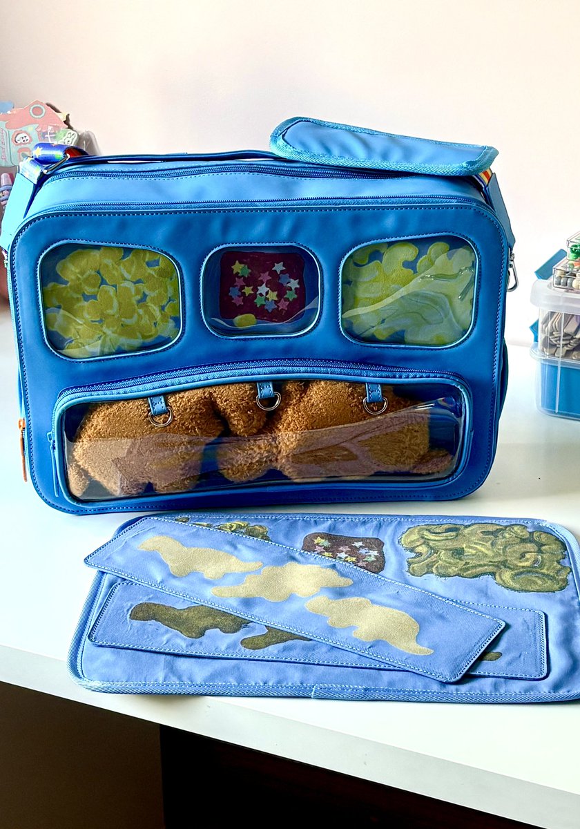 serendipitabag's tweet photo. Dino nuggets packed like sardines in a can 😆 #itabag #kidcuisine https://t.co/slfucmfA4X