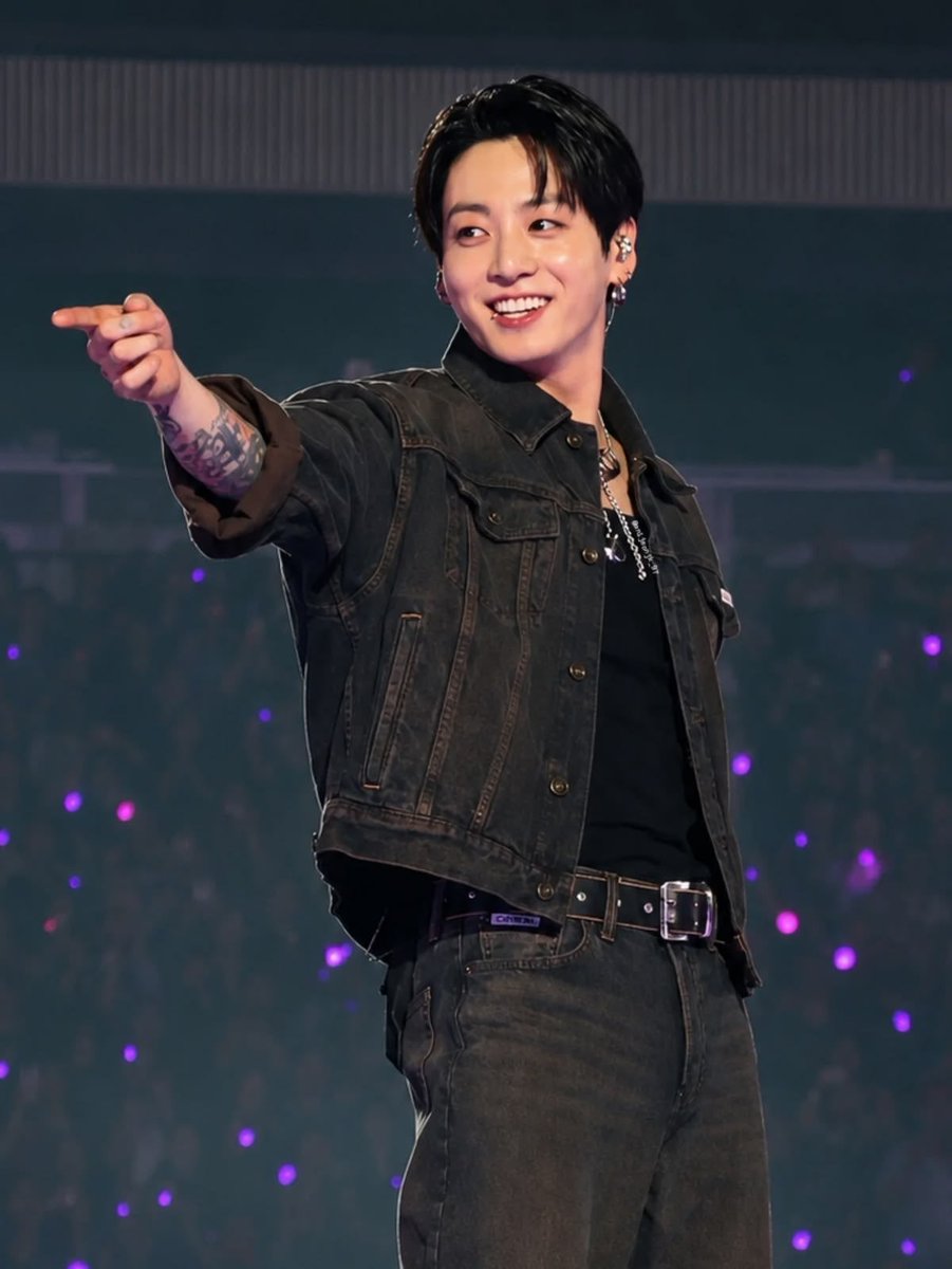 TATINMN7's tweet photo. #HAPPYJKDAY Que Dios te bendiga, y que sigas cumpliendo muchos años más y regalandonos esa hermosa sonrisa. Te amooooo 
💜💜💜💜💜💜💜
#JUNGKOOKisFYA
#AlwaysByYourSideJK
#YouAreThatSomebodyJK
#BornGoldenJungkook
#WorldVocalJungkook
#PARTYPARTYJK
#JKRulerOfTheStage https://t.co/vWFrodnF4a