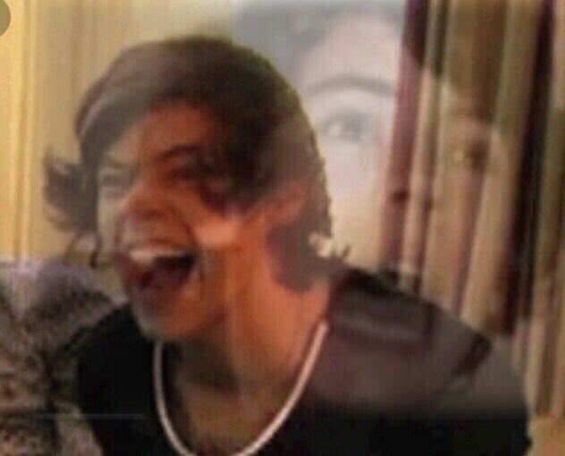 laiisxcherry's tweet photo. mi monedero viendo como harry está a punto de anunciar fechas para 2027 https://t.co/mBtCkHHhI7