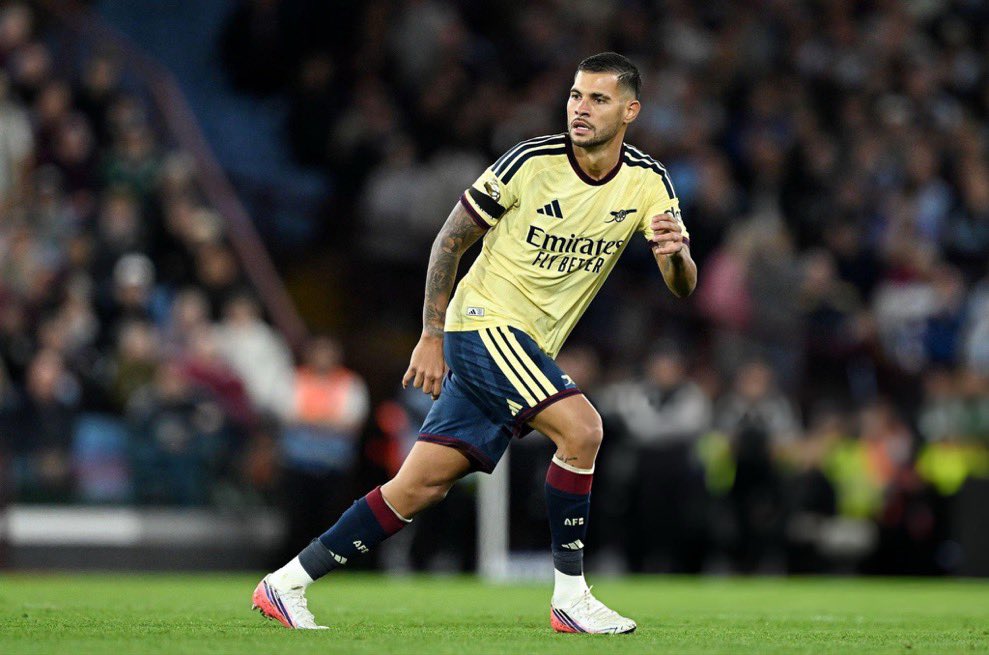DammitArsenal's tweet photo. Bruno Guimarães is an absolute magician. He brings a level of unpredictability to this squad that we’ve been missing. Those laser passes tonight were a joy to watch. Very impressed with him, brilliant performance. https://t.co/Y66ntuowq5