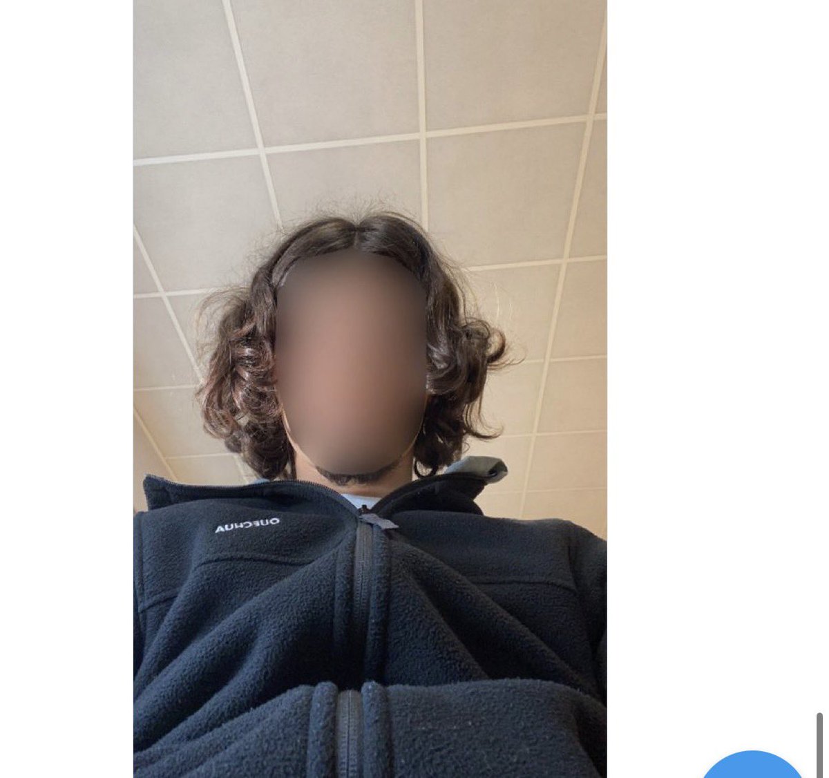 RCKLVI_'s tweet photo. @guitare695 Alors que tu peux juste te faire tirer les cheveux par derrière p’tit pd https://t.co/pUkqpMaBVc