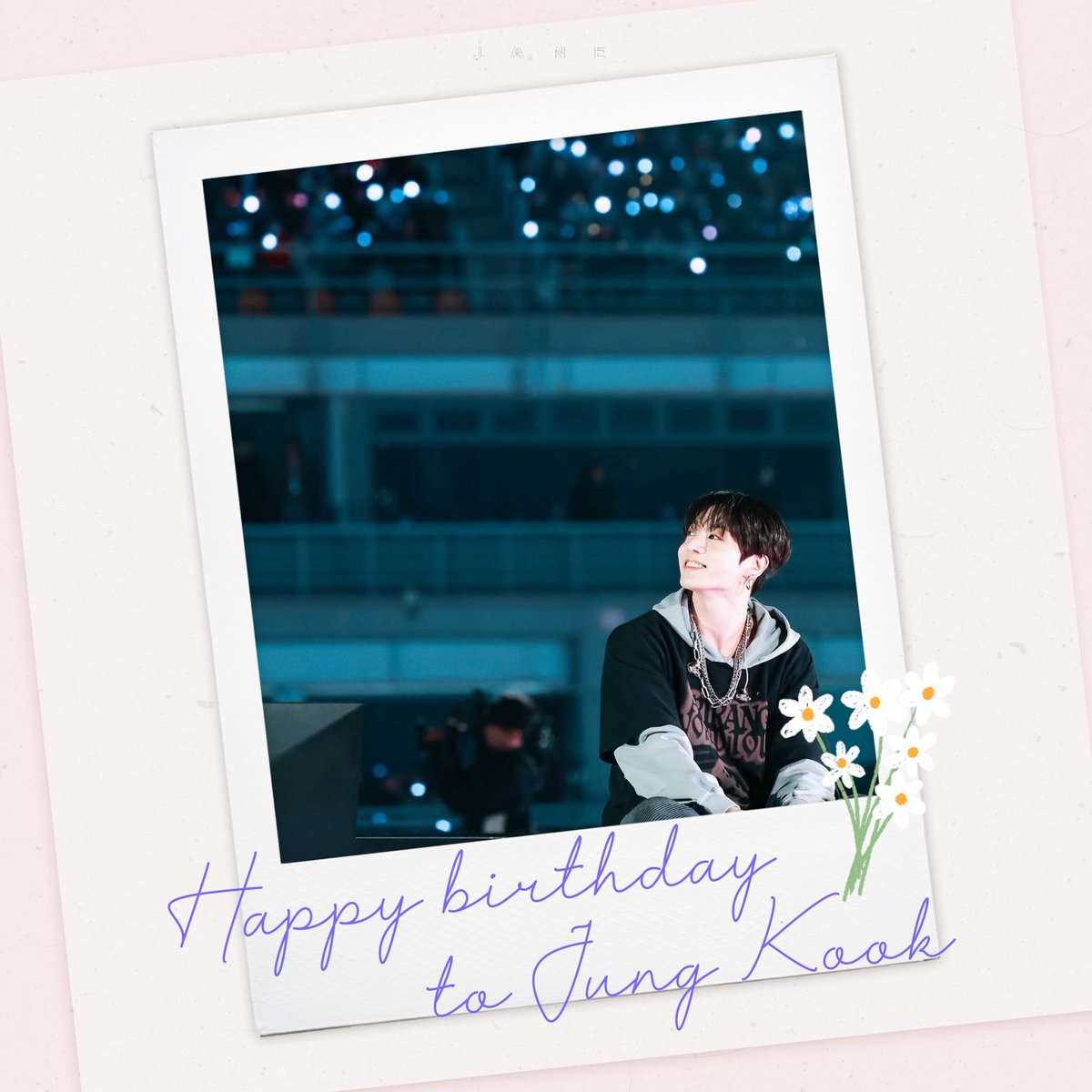 jer9251's tweet photo. Happy birthday Jung Kook🐰🎈💞

今年もお祝い出来て嬉しい🥰
いっぱい食べて、いっぱい笑って、たくさん思い出が出来る素敵な一年になりますように🤍

#HappyBirthdayJungkook 
#HAPPYJKDAY https://t.co/xoEpI6cdst