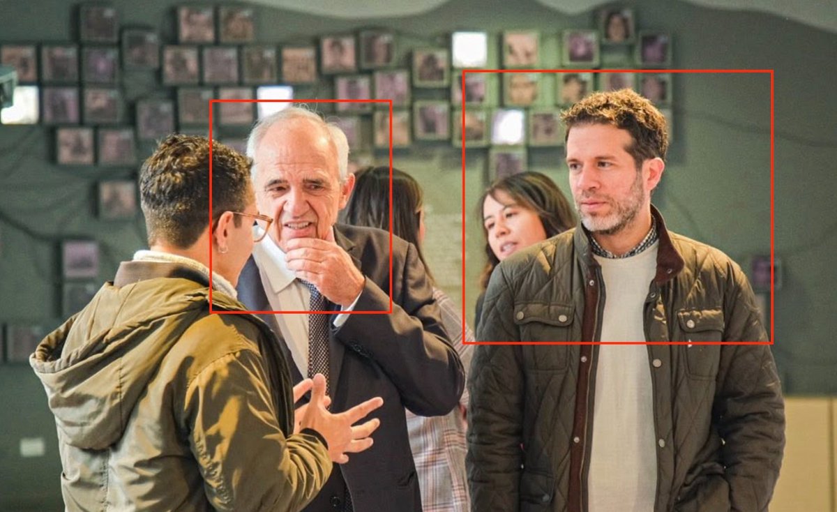 dianadiago's tweet photo. ¿La “Paz Total” llega al Gobierno de @ABDELAESPRIELLA  ?

Diego Fernando Peña Castillo que ha posado en fotos con el cuestionado @ernestosamperp , y que  fue Alto Consejero de Paz, Víctimas y Reconciliación de @ClaudiaLopez , llegaría como Director de Derechos Humanos del Ministerio del @MinInterior  de @Rodrigo_Lara_ .

📌 Cuando Claudia López lo nombró, señaló expresamente que Peña Castillo trabajaría en Bogotá bajo el enfoque de la “Paz Total”, en articulación con el Gobierno de @petrogustavo .

Peña Castillo,  defendió públicamente la paz total.

¿Cómo termina llegando al nuevo Gobierno una persona directamente vinculada a la “Paz Total” y a sectores políticos que Abelardo de la Espriella cuestionó durante su campaña?