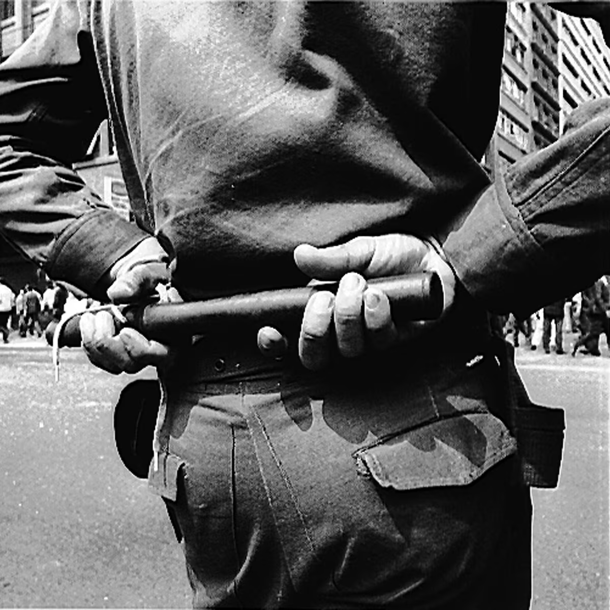 areamilitarof's tweet photo. Na Ditadura Militar pós-64, a censura era documentada e pública, à vista de todos, hoje, ela se esconde na pele de cordeiro. https://t.co/J5yC0AugsO