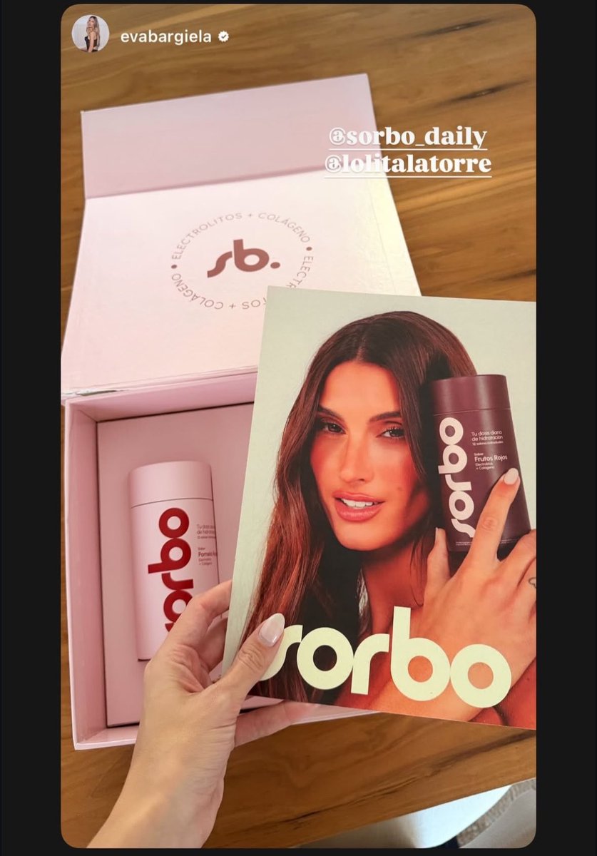 nastyzzle's tweet photo. ella dijo cópiale todo el concepto de rhode pero ponele SORBO https://t.co/P1mRGoGV5i