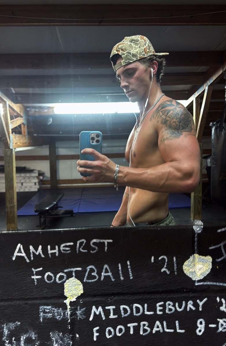 calebbmcdaniell's tweet photo. https://t.co/3N5QpCMEfw