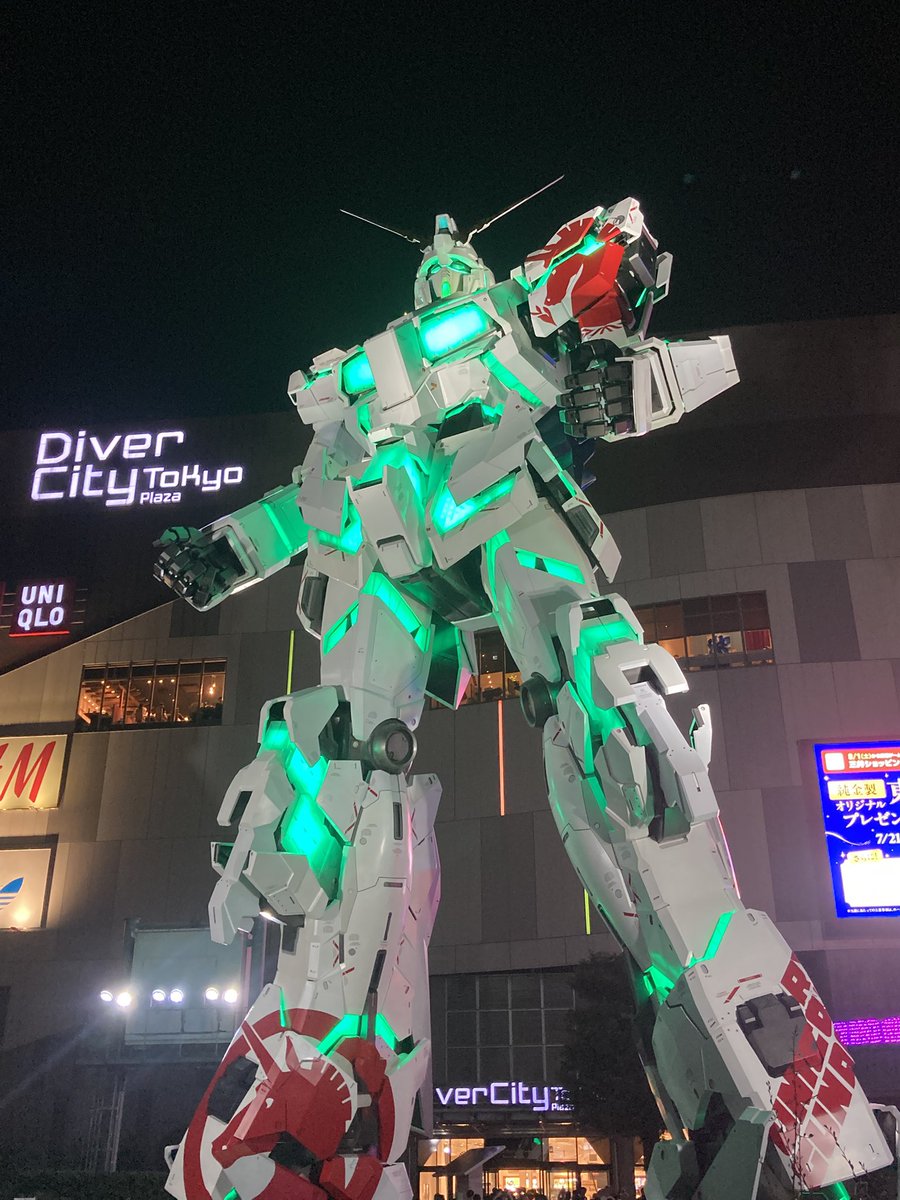 Nero_ron's tweet photo. お台場はユニコーンガンダム立像の展示も終わりどんどん名物がなくなっていく…

ついでに反対側のアクアシンフォニーも見たけど思ったよりしょぼくて好きだった景色が台無しに… https://t.co/6GoywNatnD