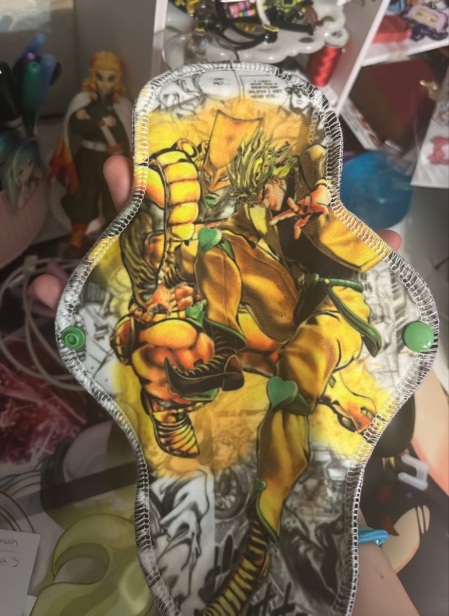 piissbug's tweet photo. I bought the dio one and on god I haven’t leak ever since, this fucker sucks de vlood https://t.co/C8LE8xcPY1