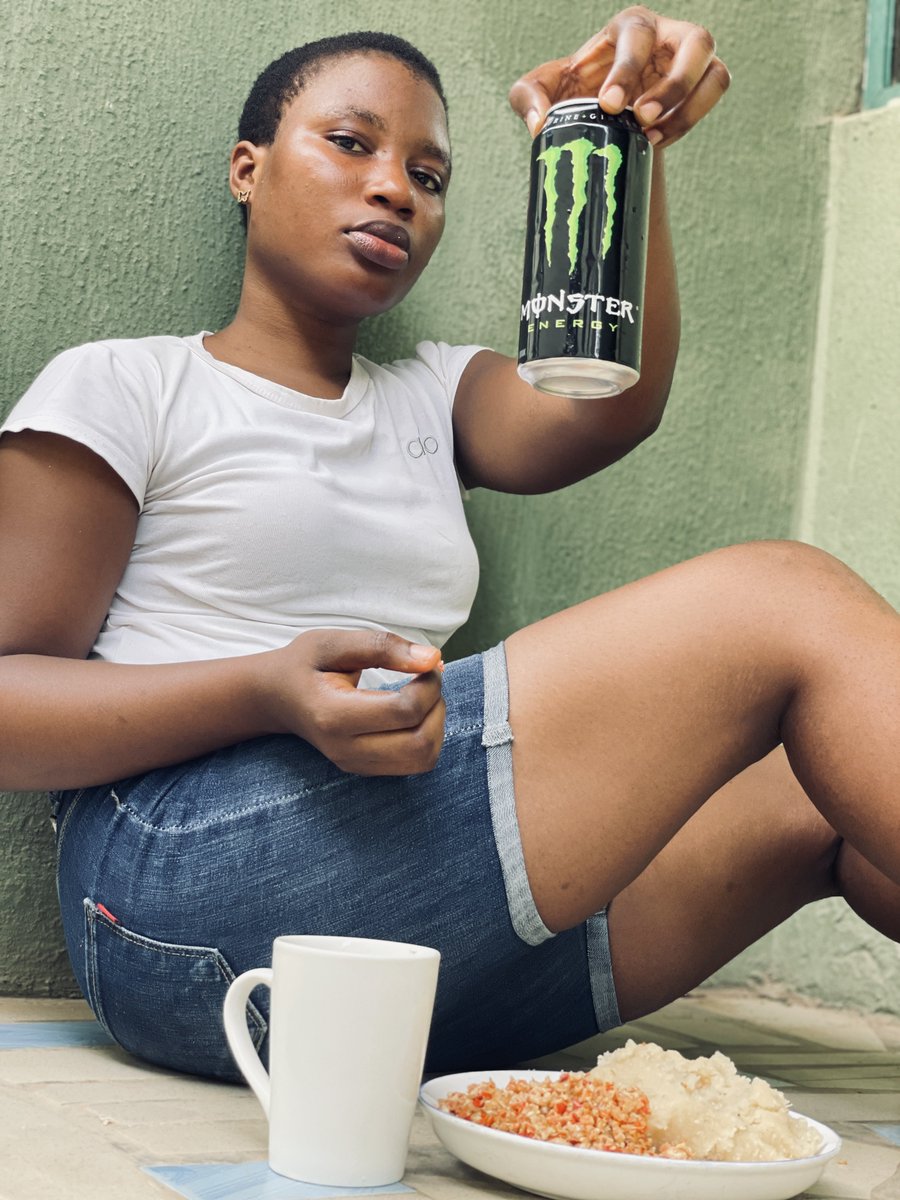 classicdjrhay's tweet photo. Who else see Eba and Egg sause😂 https://t.co/JD5ZKxyhFU