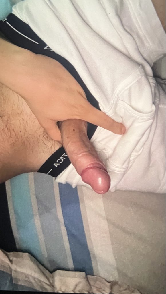 AlejandroLccwh's tweet photo. Rico hetero Mande dm si quieren ver más 🥵🥵🥵🥵 https://t.co/mHeQcefqTM