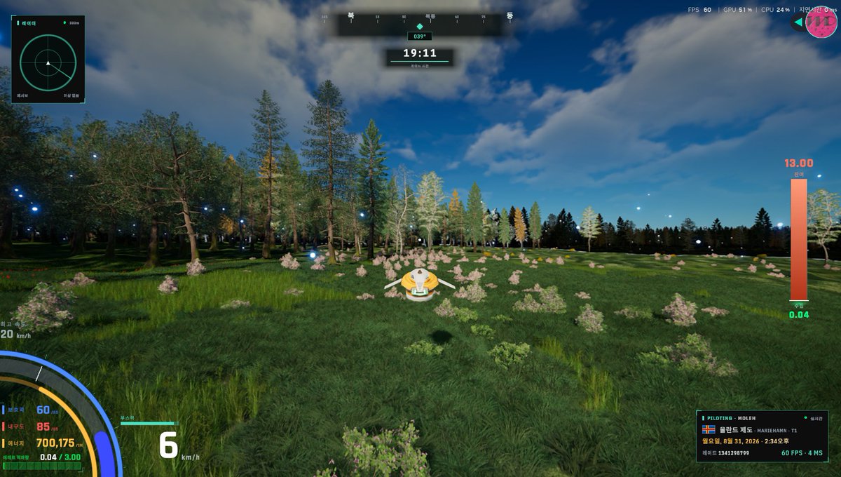 Wholedots's tweet photo. 'Raiding' delivers a new kind of fun and excitement unlike anything seen before. You can directly control a Cydroid, fight, and even acquire Ether. The E2 development team is amazing! #Earth2 #E2V1 #E2KOREA https://t.co/NcoShrE4Ej