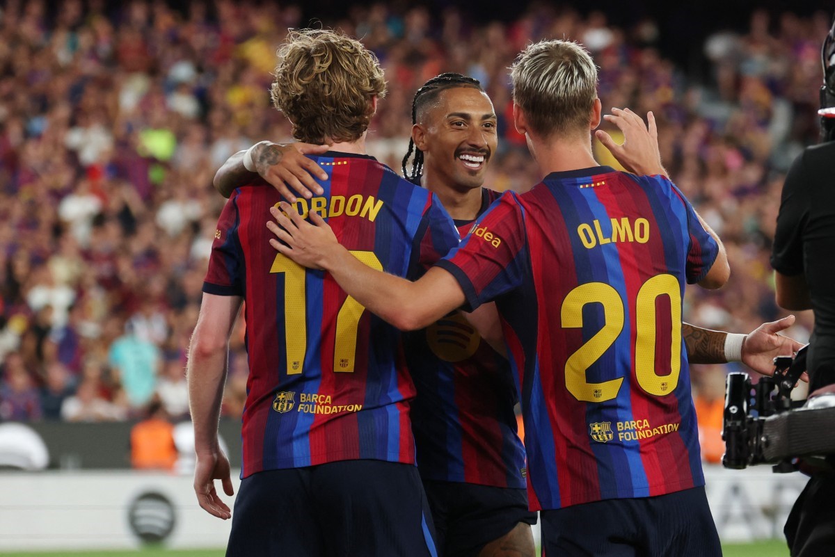 LaTribunahn's tweet photo. ¡Victoria contundente del Barça! Un 5-2 emocionante ante el Rayo Vallecano. ¡No te pierdas los detalles! https://t.co/LTpfMeARIw https://t.co/TGAk5V6vQK