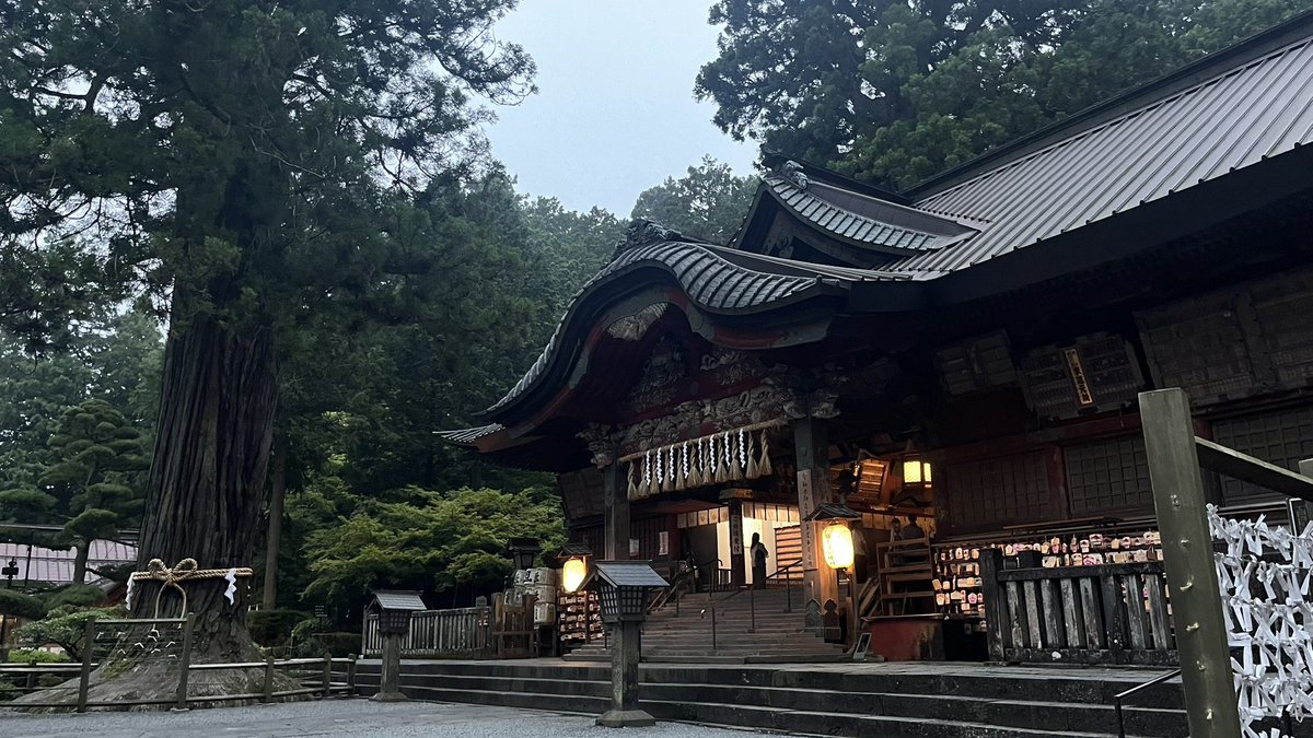 mona1300's tweet photo. 厄除けのお参りをしてきました。
富士山の麓のあそこです。
日本一の富士山だからコレでまたしばらくは多分平気だと信じます。
もうそろフォルツァ乗ろうかな〜(先日オイル交換しました) https://t.co/W51mF6LZNR