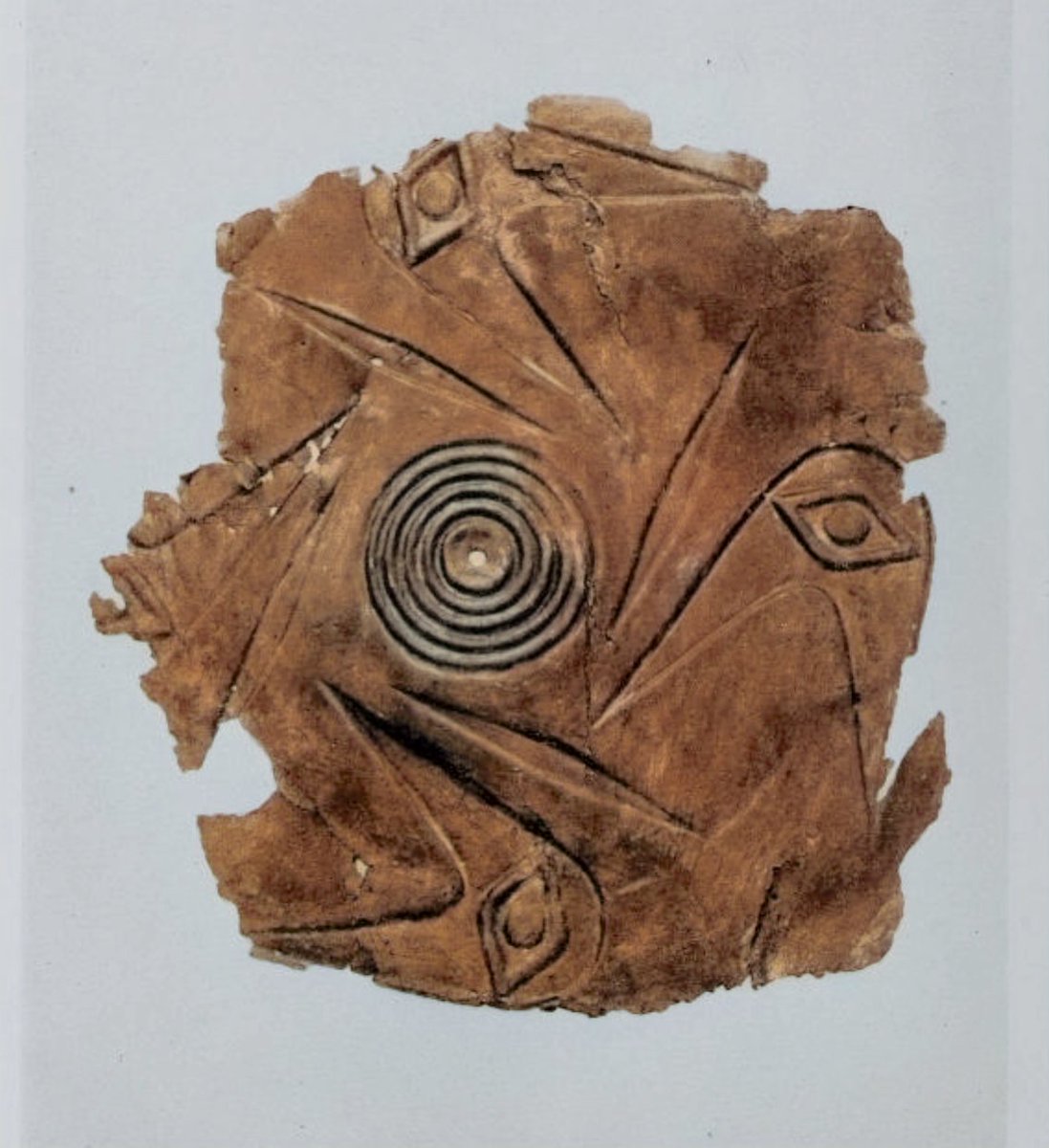 DrGregLittle2's tweet photo. Remnant of an embossed copper plate excavated from the Spiro Mounds in Oklahoma. It is very similar to one found in a Florida mound in 1893; depicted in a post made just before this one. https://t.co/6QFwiHMZwn