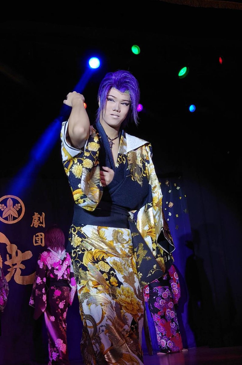 junko5555's tweet photo. 8/29 昼公演

トップ！Paradiso 〜愛の迷宮〜

#三咲鷹人 #劇団暁 https://t.co/atTh5yjacU