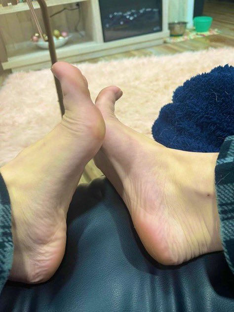 G0ddessRey's tweet photo. Offering $25/10mins feet worship text/video call tonight weaklings…😵‍💫🦶🥵💦💸🥰

Approach goddess now 

Findom femdom paypigs wedgie nerd sub humanATM walletdrain humiliation cei sph joi cbt exposure blackmail feet worship degrading forced intox ass worship drain simps https://t.co/qkr3S4EHfj