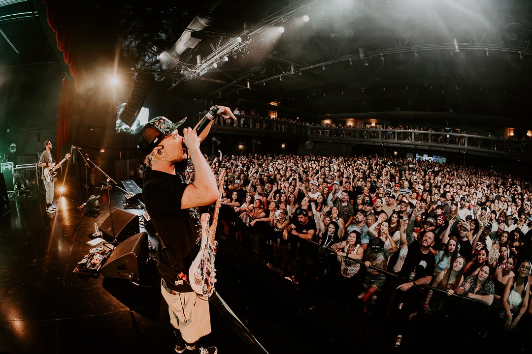 TheMovementVibe's tweet photo. Energy on the summer run has been nuts 🔥 Rewinding it back with some Tempe and Vegas snaps! https://t.co/kAFpVizFzF