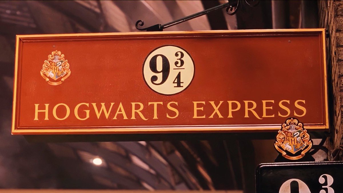 EiProfeta's tweet photo. Hoy 1 de septiembre, volvemos a Hogwarts. https://t.co/Yaws4AxBiW