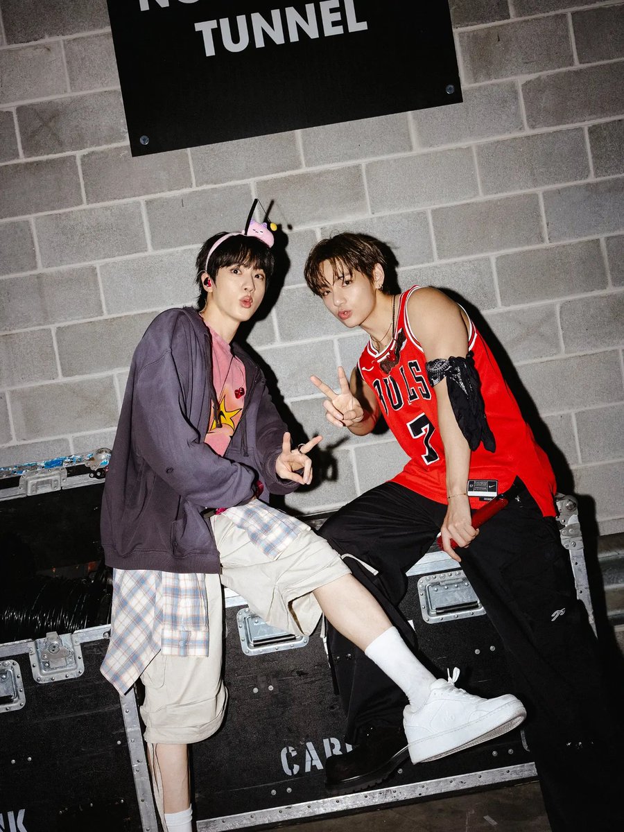 seokjinfile's tweet photo. TAEJIN ✌️ https://t.co/Ah9BMG4Dsc