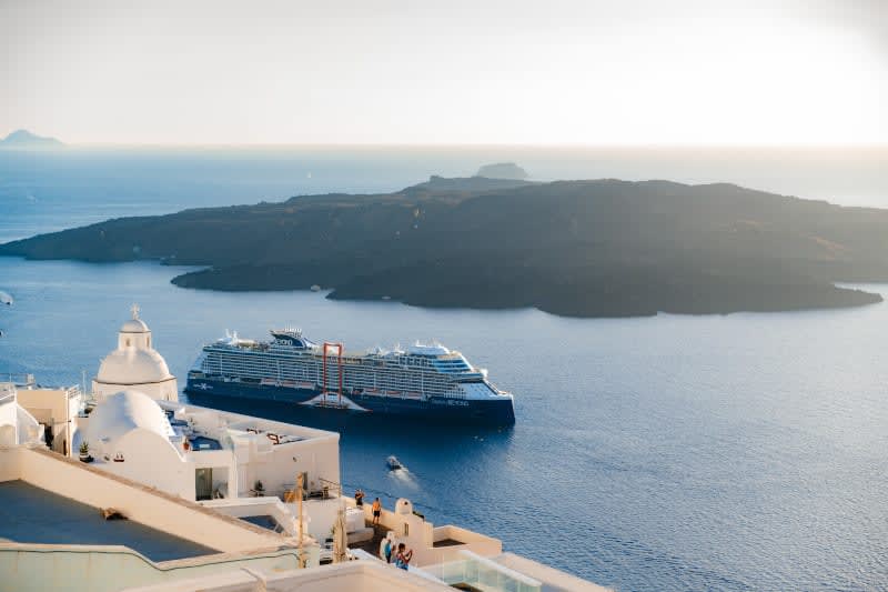 osmellpp's tweet photo. Sail into scenes straight out of a postcard. 💙
Europe is calling-whitewashed cliffs, endless blue waters, and the stunning Celebrity Beyond ready to take you there in style.

Contact me today to book your European getaway! 🇬🇷✨
#bookcelebritycruises #europe #celebritybeyond 
[b https://t.co/IMCkwCbA9j
