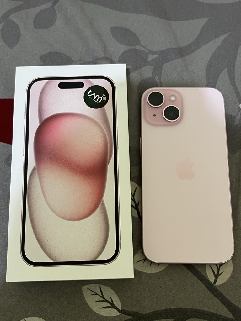 _jhubbies's tweet photo. @pledis_bos WTS DIJUAL IPHONE 15 PINK 128 MULUS 10000%

BH 100% 
Garansi on july 2027
Kondisi fisik dijamin mulus 10000% bener bener like new
Kelengkapan dus full set (include nota pembelian)

10.5jt angkut
ga nego free adaptor ori 🥰
bisa cod sekitar tangerang alsut, ciledug, cipondoh https://t.co/eoqk5UIw9R