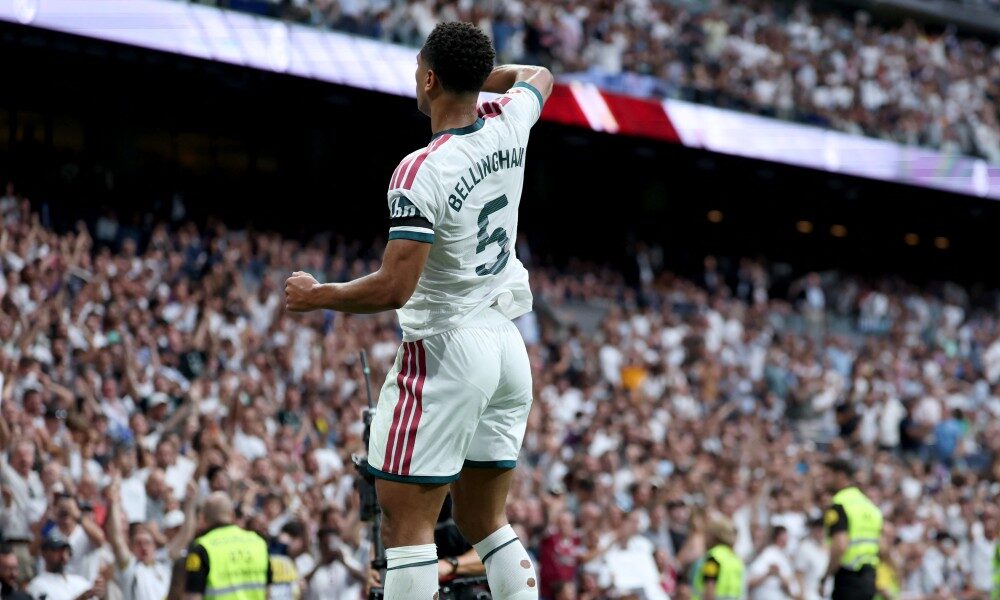 LaTribunahn's tweet photo. ¡Bellingham brilla en el Real Madrid! Su magia se siente en cada jugada. ¿Estás listo para seguir su camino? 🌟⚽️ https://t.co/9GtwEsdyga https://t.co/oNQvozsAsr
