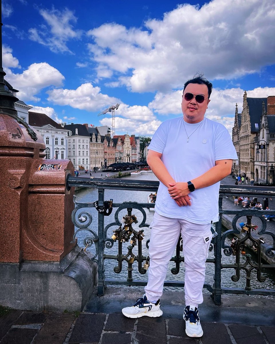GrazynaChunpob's tweet photo. Clothing https://t.co/PCju4n4PF6