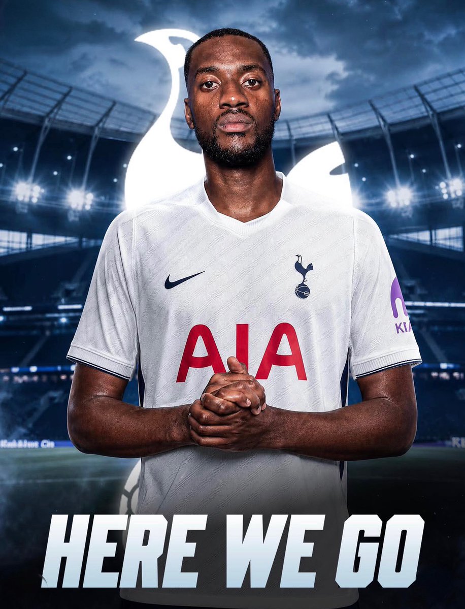 ChelseaReportSp's tweet photo. 😂🔵 YO, DE VERDAD, NO PUEDO CREER ESTE NEGOCIO.

Chelsea acaba de vender a Tosin Adarabioyo al Tottenham por apenas £7 millones, más algunos complementos que podrían elevar la cifra hasta una cantidad cercana a los €9 millones de Euros😅😅😅

¡Se lo vendimos a un rival directo y encima por ese precio!

🤝🔵 El negocio del siglo.

Ahora solo falta que Tosin se convierta en Maldini en el Tottenham para completar la película. 😂

Qué manera de hacer negocios tiene este Chelsea. 💙🦁