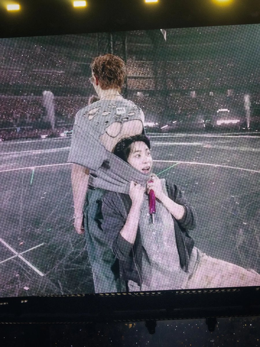 hoolikive's tweet photo. as fotos namjin q eles postaram esse mês de agosto no feed, que mês bom pra nós digam aí https://t.co/wLpA4IXAer
