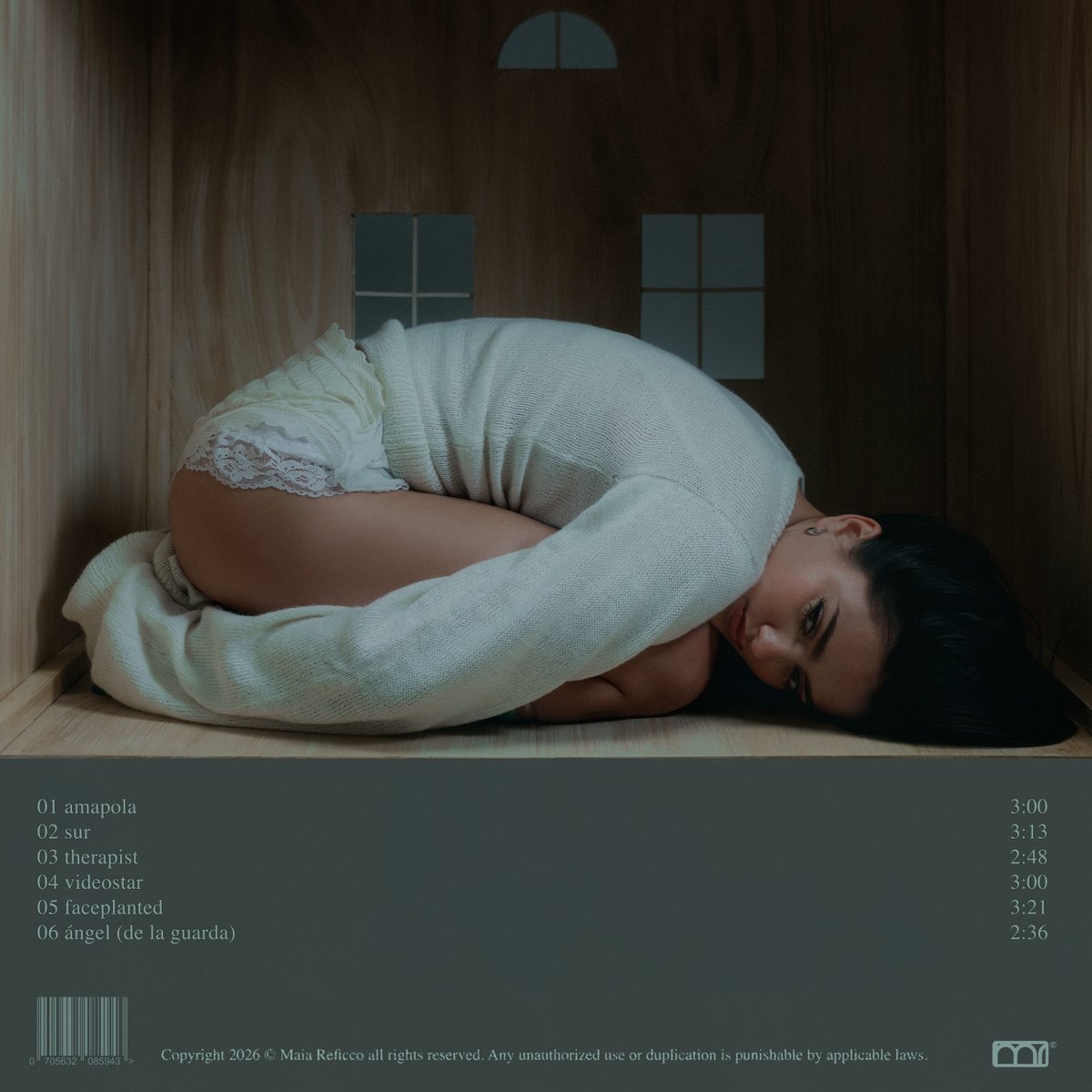 MReficcoARG's tweet photo. ¡Maia Reficco revela la portada y el tracklist de su debut ep "de visita" que contiene 6 canciones! https://t.co/2v266DBGoc