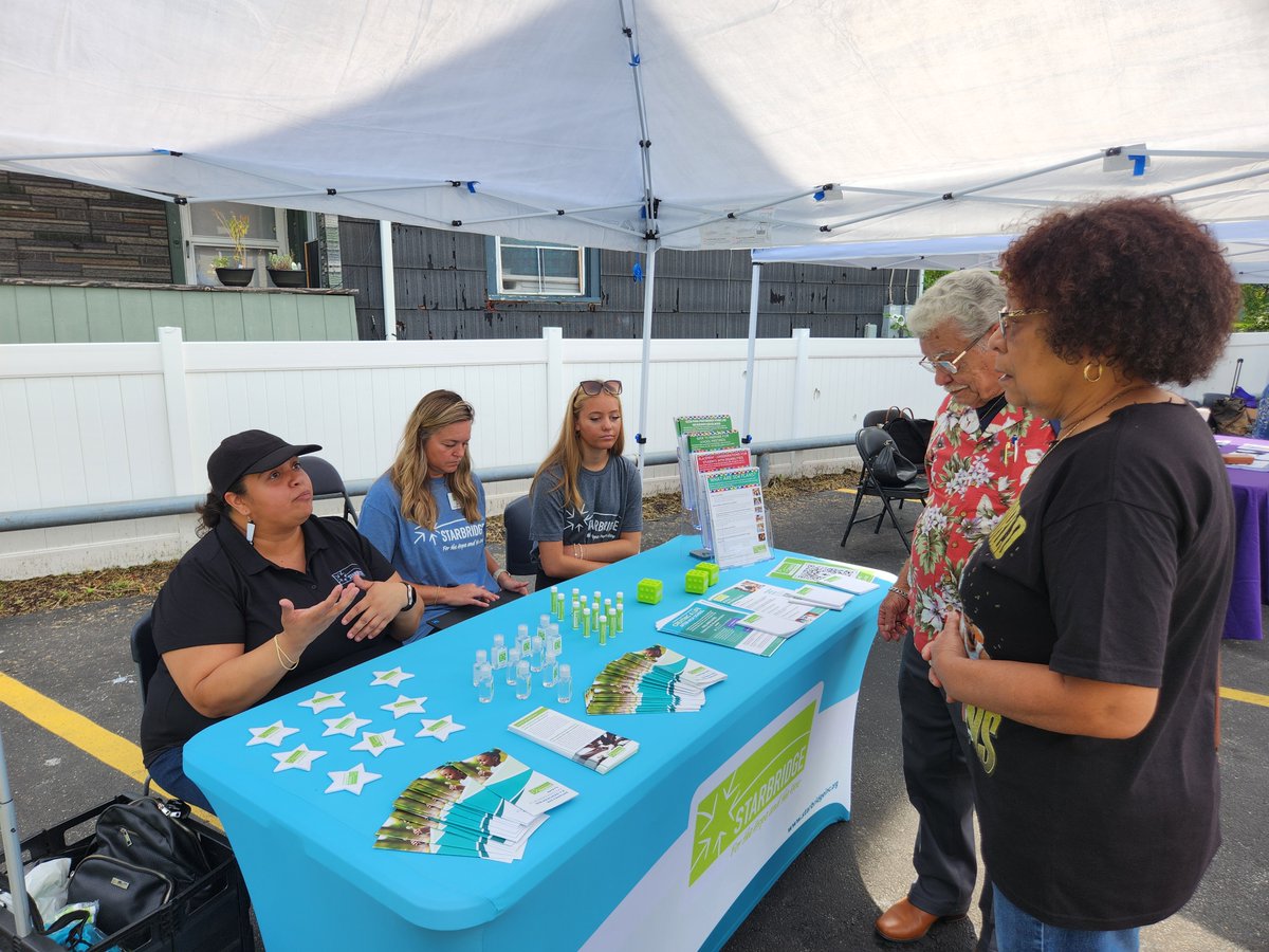 CommPlaceGR's tweet photo. @EMHCSchool, @LlcLifetime, @BCCRoc, Monoroe County Dept of Public Health - Team Impact, and @starbridgeinc ! https://t.co/rmRIkQvzGJ