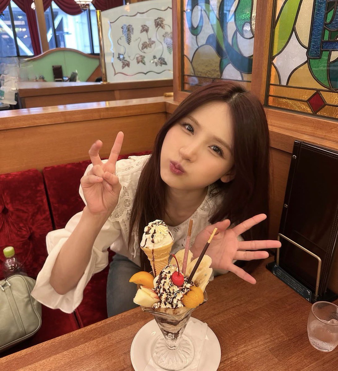 jyn15_'s tweet photo. 9월도 많이 사랑해💜

#사랑스럽지윤
#누구보다_빠른_9월_최애선정 https://t.co/1ClV7FsX8s