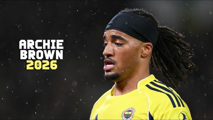 Manutd_addicts's tweet photo. 🚨🚨🚨

BREAKING:

Manchester United have found out left back Archie Brown has a release clause of £19.72m and have ACTIVATED IT TONIGHT!!

It’s up to Archie Brown now

Either stay loyal or Join Manchester United now!!

#Fenerbahçe are furious!!

#MUFC https://t.co/pmWnJZBBgt