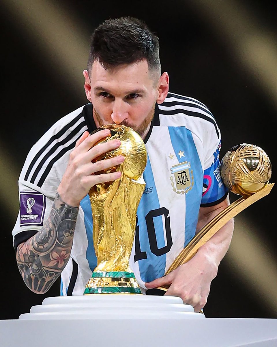 goal's tweet photo. Lionel Messi has announced his retirement from the Argentina national team 😳

The end of an era 🥺 https://t.co/dDEvlguI6W