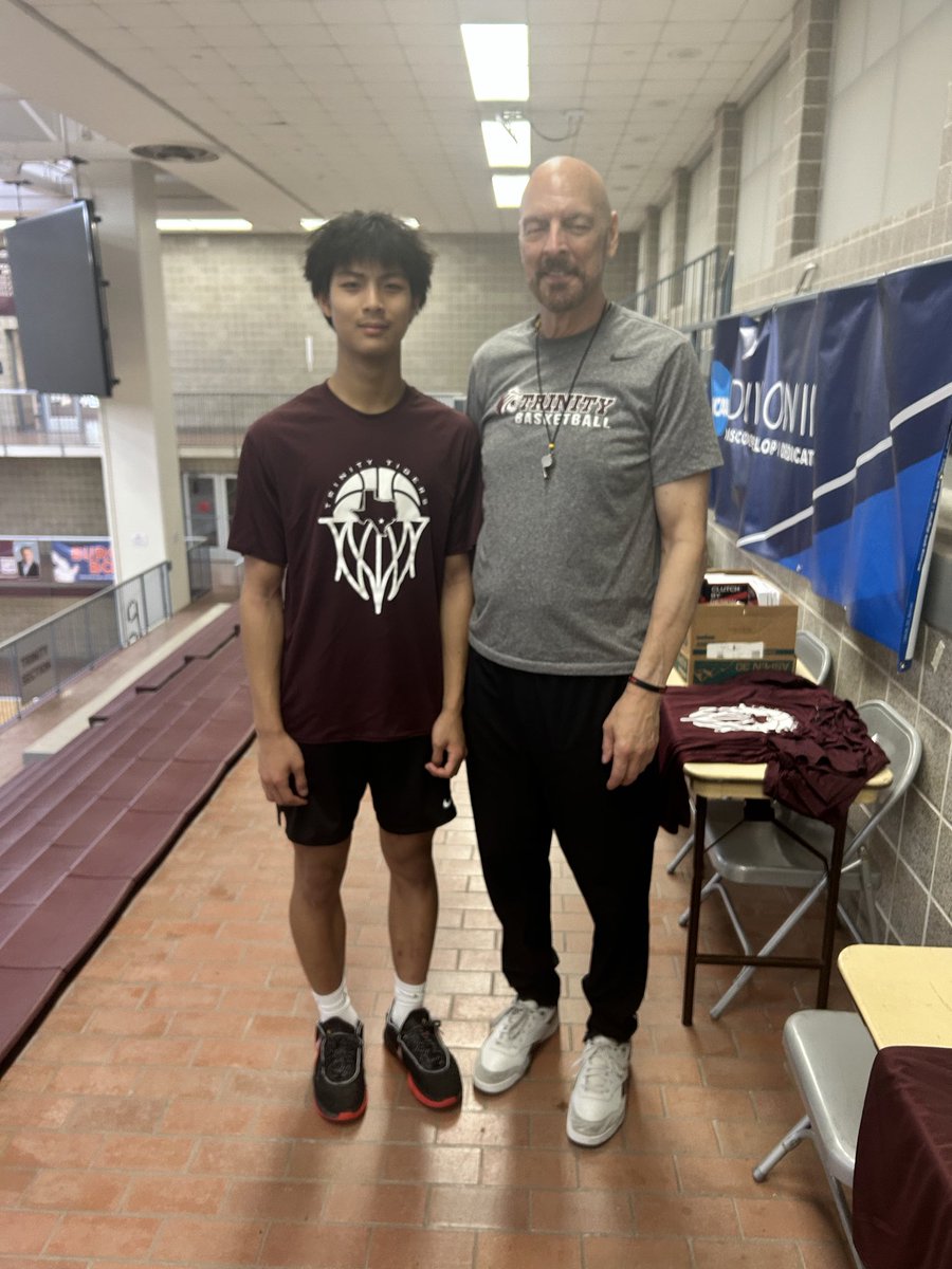 AustinTang_5's tweet photo. I had an amazing time at the @TU_Basketball prospect camp yesterday. Thank you to @CoachRockTU, @Mark_Jabo, and @CoachSkoot2 for a great experience. 

@AHSdawg_hoops @ShaneBryant31 https://t.co/UTJdy4XCcB