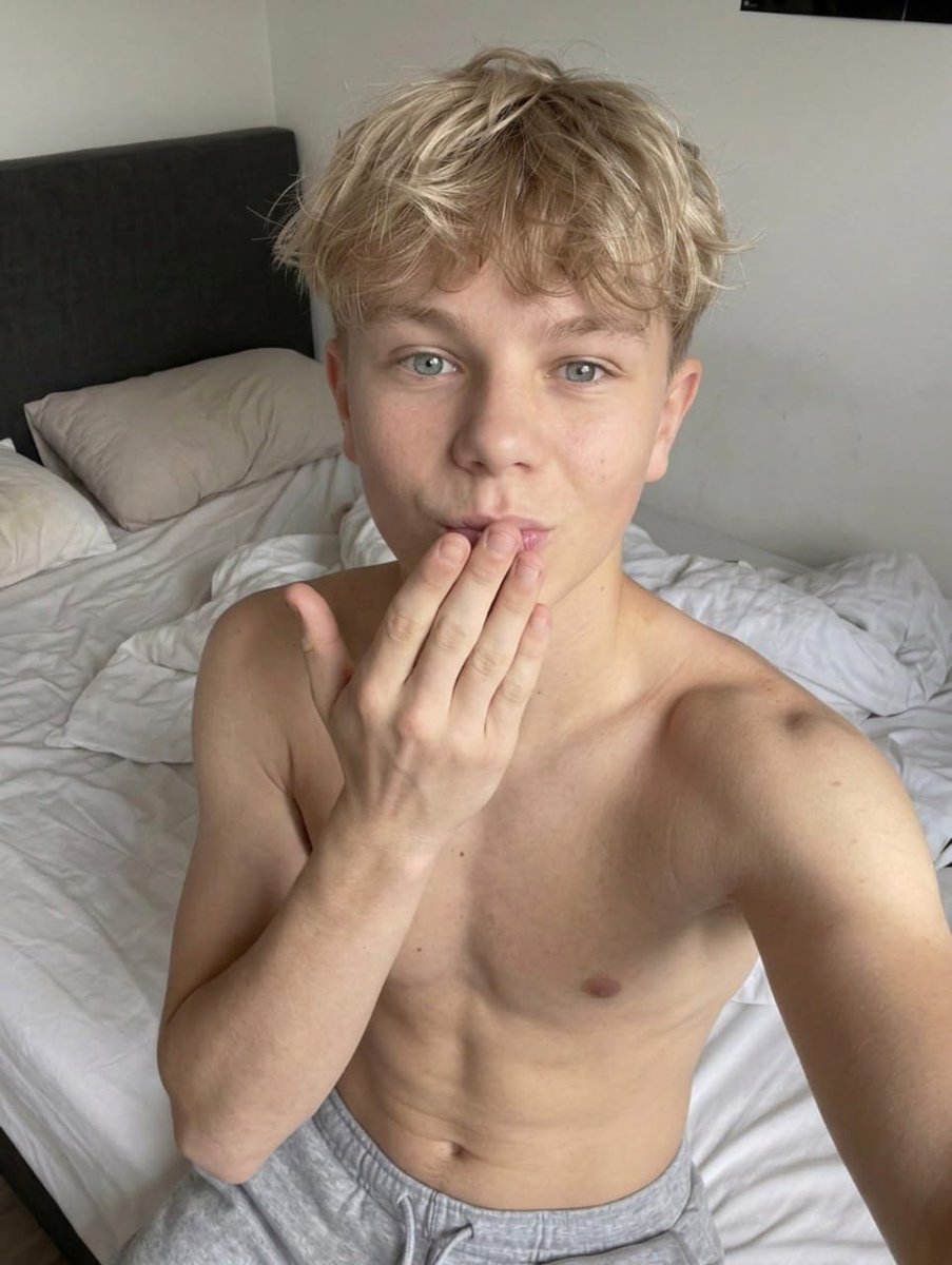 zangifdko's tweet photo. Access to my VIP channel or purchase a hot Mega files
Quickly send me a DM on telegram
👇👇
https://t.co/J5iKkSbz8a https://t.co/GdkEsk3Un6
