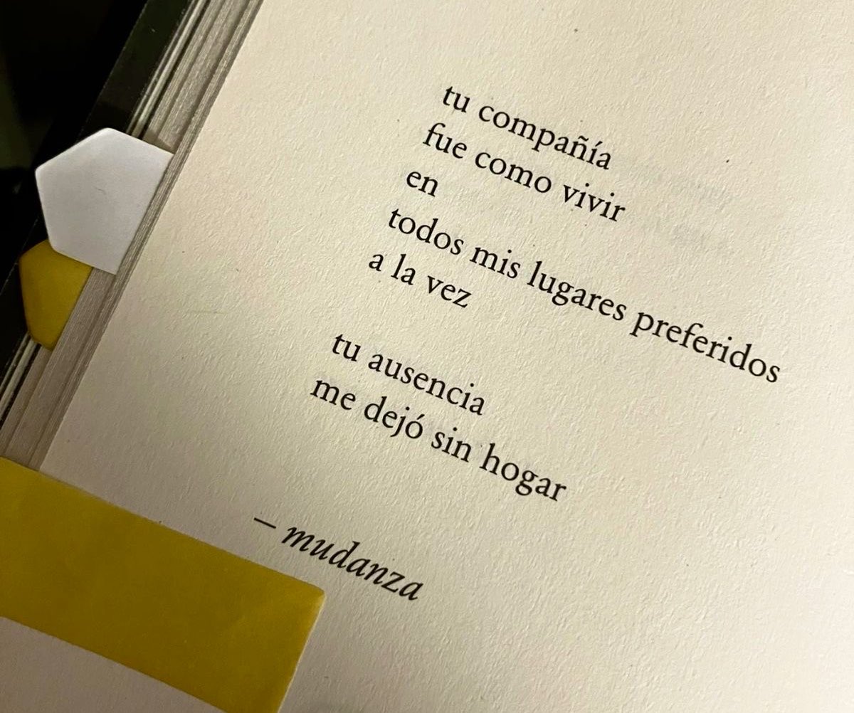 __enlaluna's tweet photo. 🧳 https://t.co/UrfgzlytOj