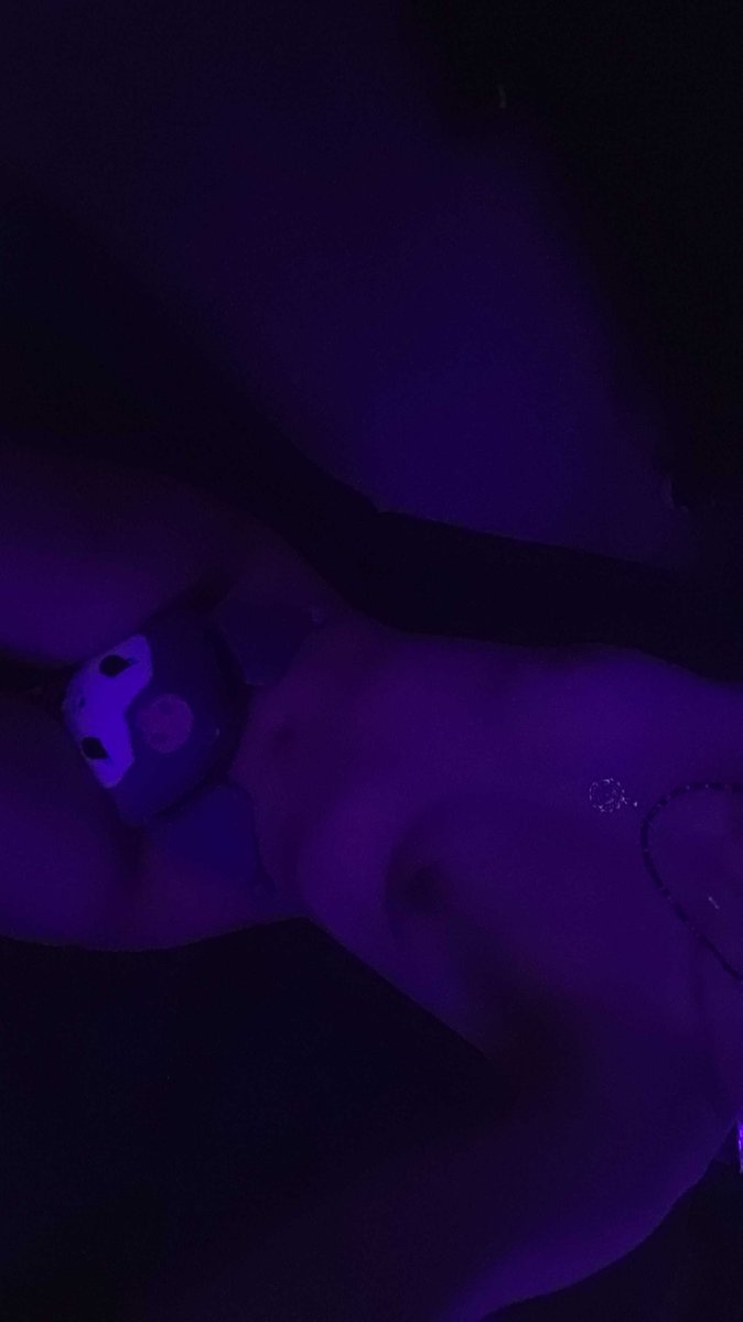 moniker067's tweet photo. Tiny boobies 🤤 

#nsfw #nsfwtwt https://t.co/rq1LOcrZLv