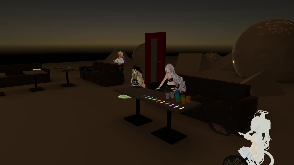 nebosukeVRC's tweet photo. おはよー！　改変大変だからカラオケだー❗️
#kipfel3D #VRChat https://t.co/y8JDsWNkY2
