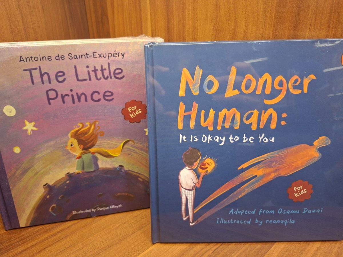 spacecollei's tweet photo. oh yes my favorite childrens book the little prince and no longer human. https://t.co/JBiQt3B8Rj