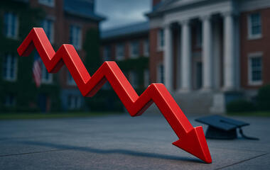 _K_Stiles's tweet photo. US$3.4 billion loss from drop in international students
                                                                          
The loss of 111,000 international students in the school year that has just begun will cost the United States US$3.4 billion and almost 40,000 jobs, says a new study from NAFSA: Association of International Educators and JB International, a US-based education management company.

✍🏻 @NathnGreenfield 
https://t.co/VmciQJZFeK @uniworldnews